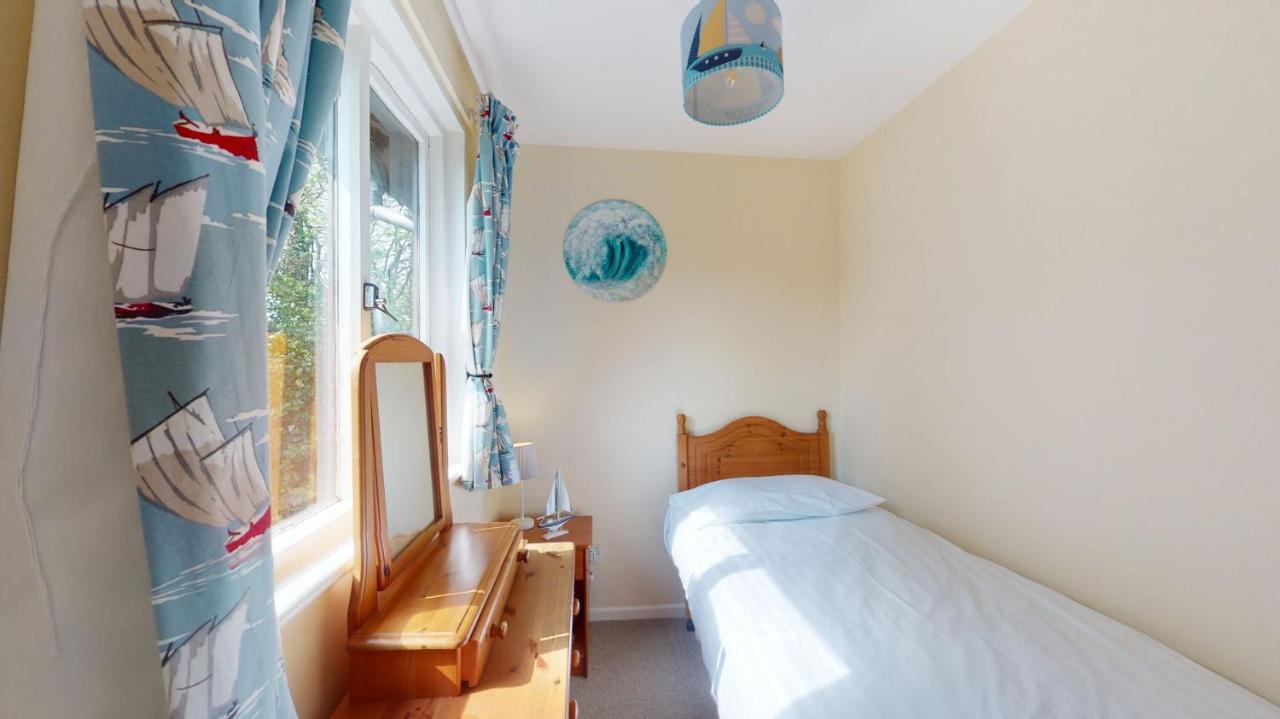 65 Strawberry Hill, Tolroy Manor * Hayle