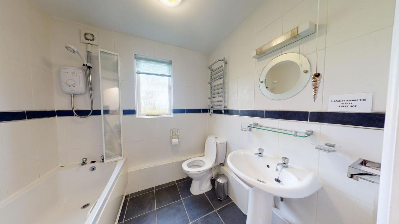 65 Strawberry Hill, Tolroy Manor * Hayle